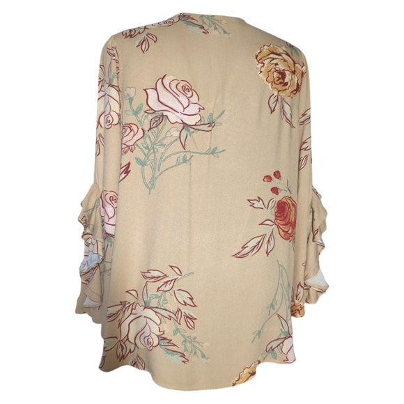 DG2 Beige and Red Floral 3/4 Long Sleeve SIZE M/Grande - Picture 5 of 16